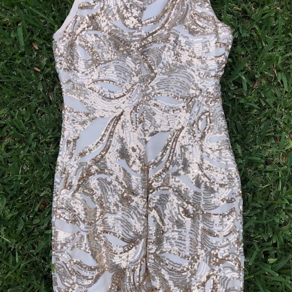 Dress - Picture 4 of 4